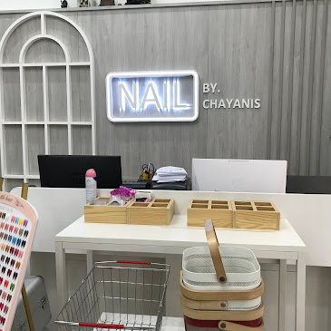 Nail by Chayanis