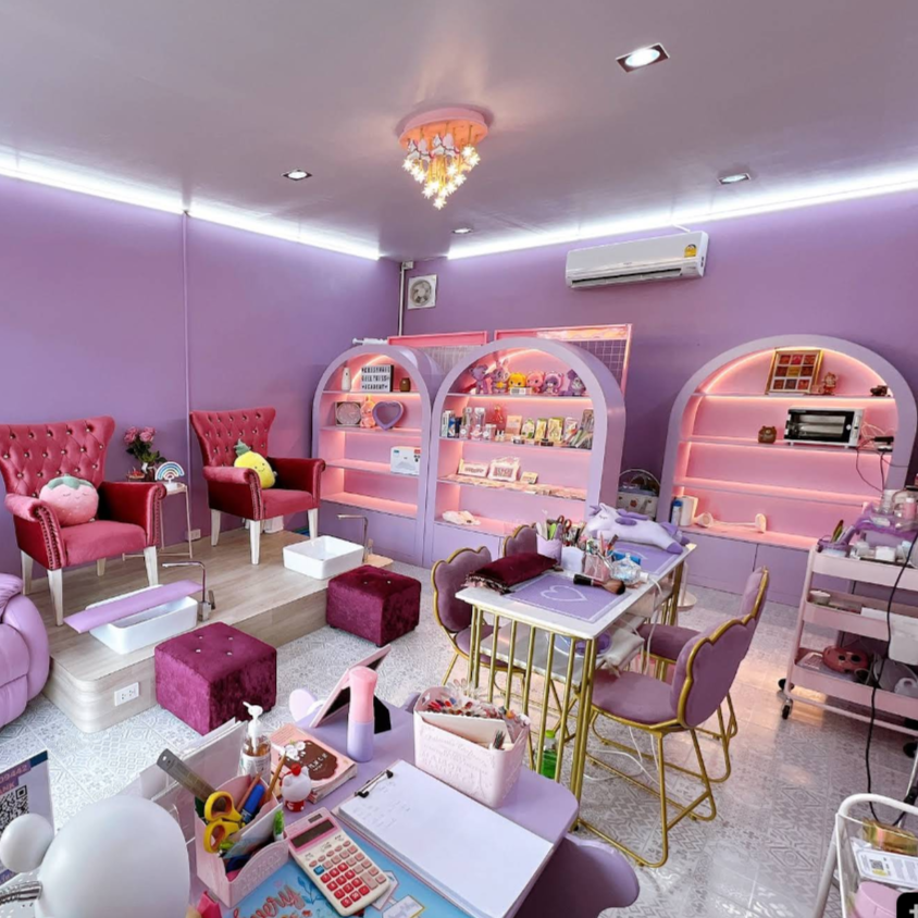 Criss’ Nail Academy