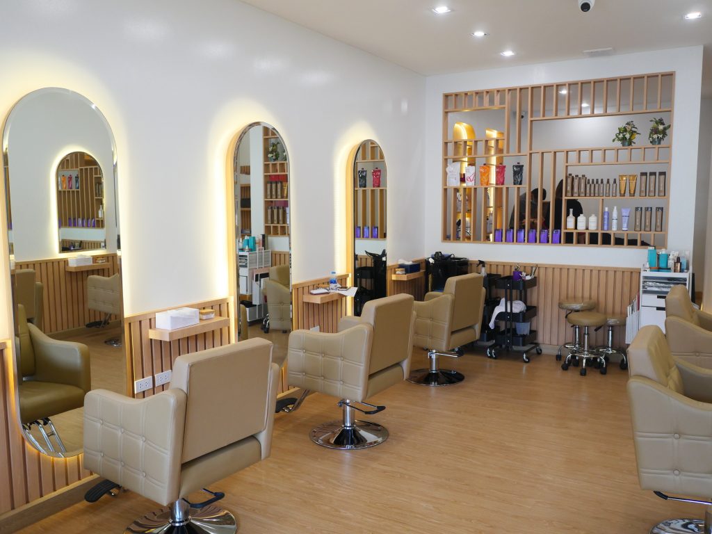 Glory nail & salon ตัวแทนจำหน่ายผลิตภัณฑ์สปาเท้า footlogix