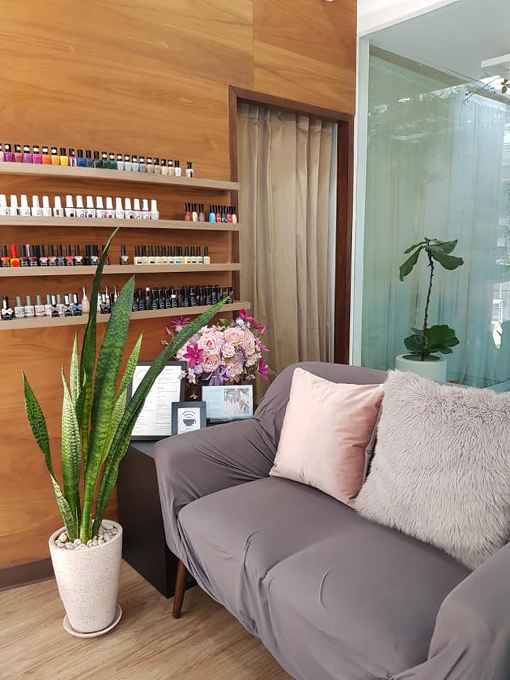 Cloudnine Nail Lab by Glam Beauté de vie ตัวแทนจำหน่ายผลิตภัณฑ์สปาเท้า footlogix