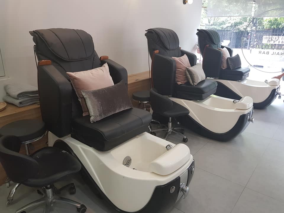 Cloudnine Nail Lab by Glam Beauté de vie ตัวแทนจำหน่ายผลิตภัณฑ์สปาเท้า footlogix