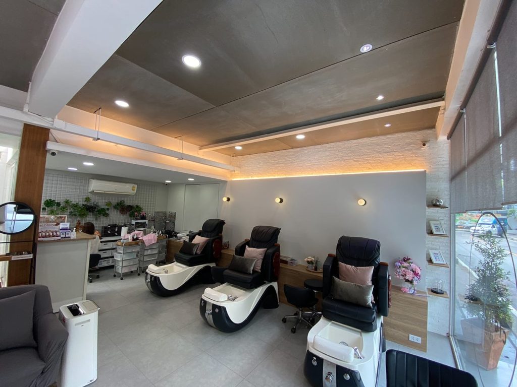 Cloudnine Nail Lab by Glam Beauté de vie ตัวแทนจำหน่ายผลิตภัณฑ์สปาเท้า footlogix