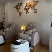 Nana Manicure beauty studio ตัวแทนจำหน่ายผลิตภัณฑ์สปาเท้า footlogix