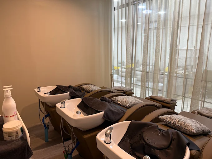 CHĀ SŌL Hair and Nails Retreat ตัวแทนจำหน่ายผลิตภัณฑ์สปาเท้า footlogix