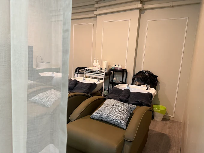 CHĀ SŌL Hair and Nails Retreat ตัวแทนจำหน่ายผลิตภัณฑ์สปาเท้า footlogix