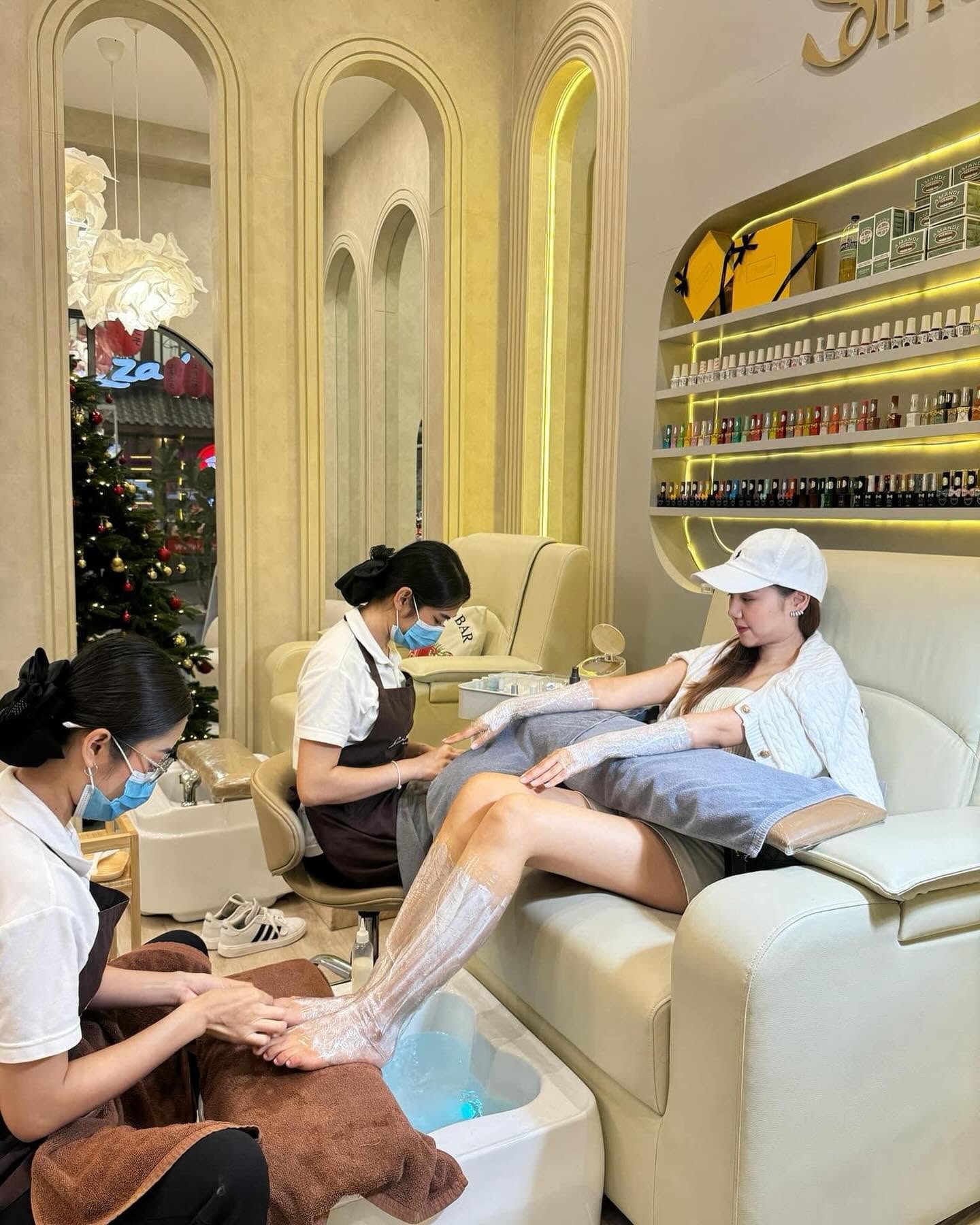 Santababy Nail Bar ตัวแทนจำหน่ายผลิตภัณฑ์สปาเท้า footlogix