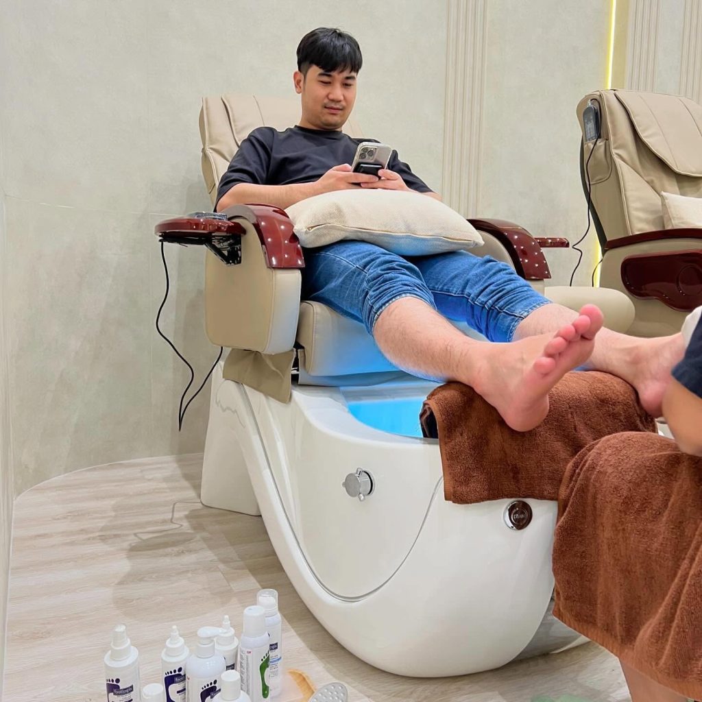 Santababy Nail Bar ตัวแทนจำหน่ายผลิตภัณฑ์สปาเท้า footlogix