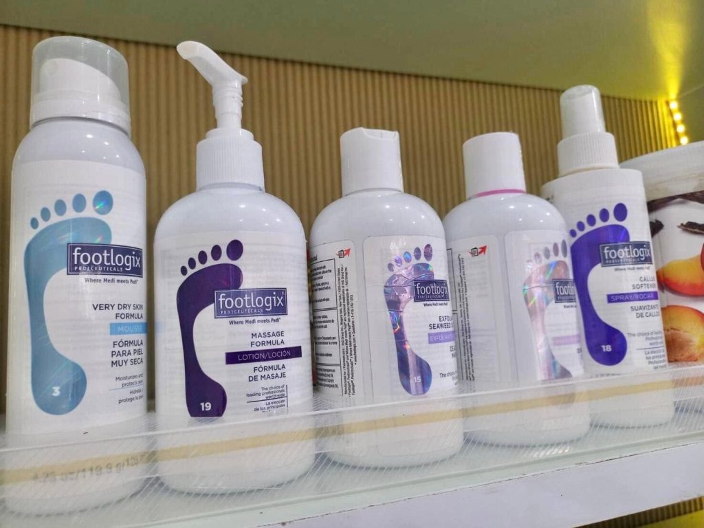 Dewi nails & spa ตัวแทนจำหน่ายผลิตภัณฑ์สปาเท้า footlogix