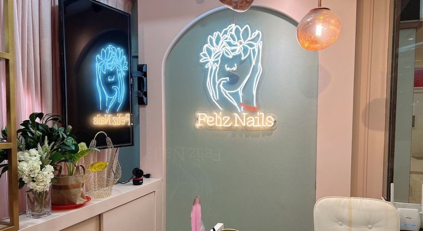 Feliz Nails Beauty & Spa ตัวแทนจำหน่ายผลิตภัณฑ์สปาเท้า footlogix