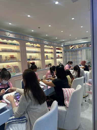 Selesia nail ตัวแทนจำหน่ายผลิตภัณฑ์สปาเท้า footlogix